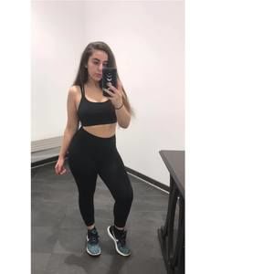 Meet your Posher, Nyrie